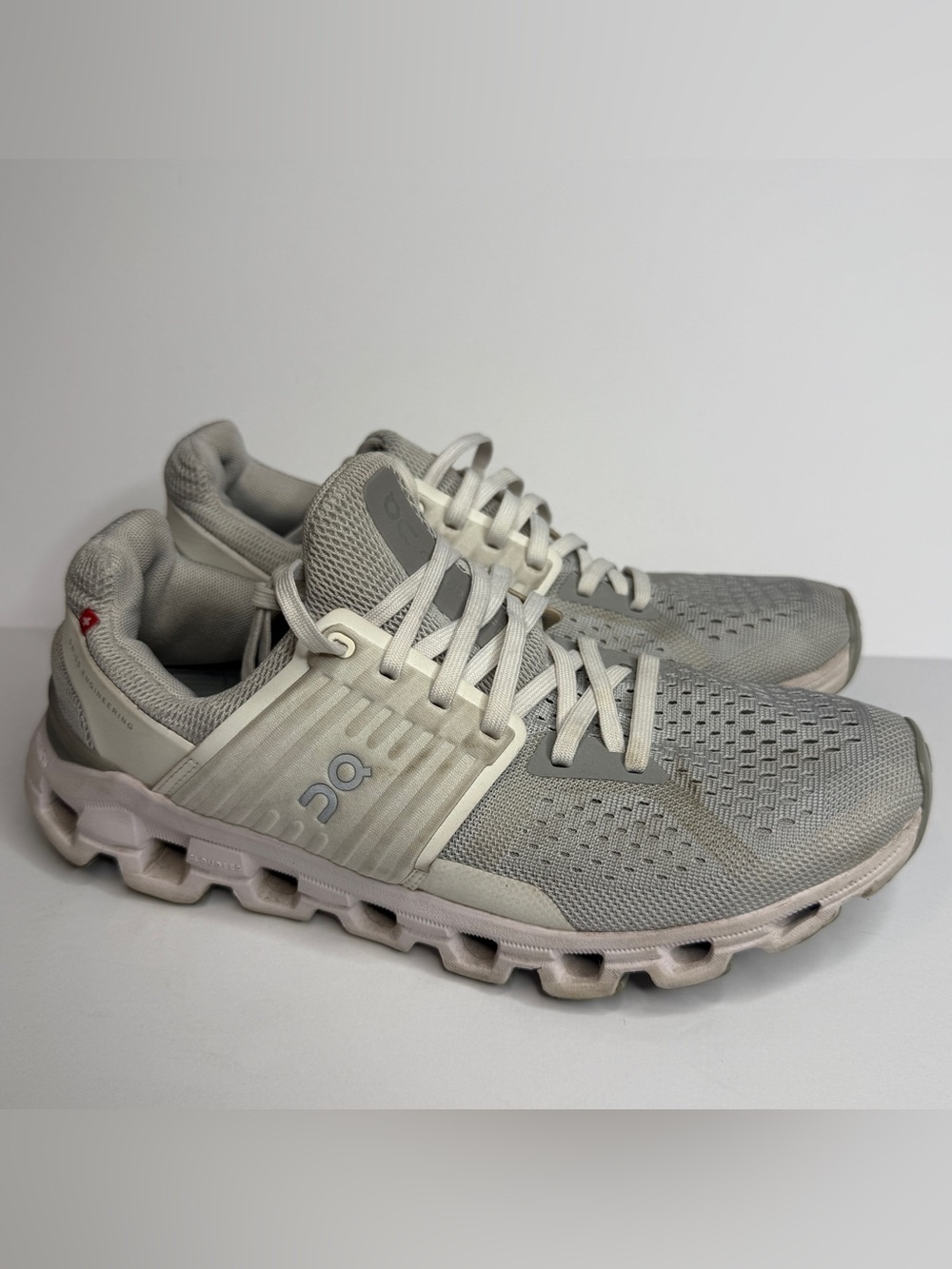 On Cloud Running Women's Cloudswift Running Shoes Size 8 Glacier/White Swift